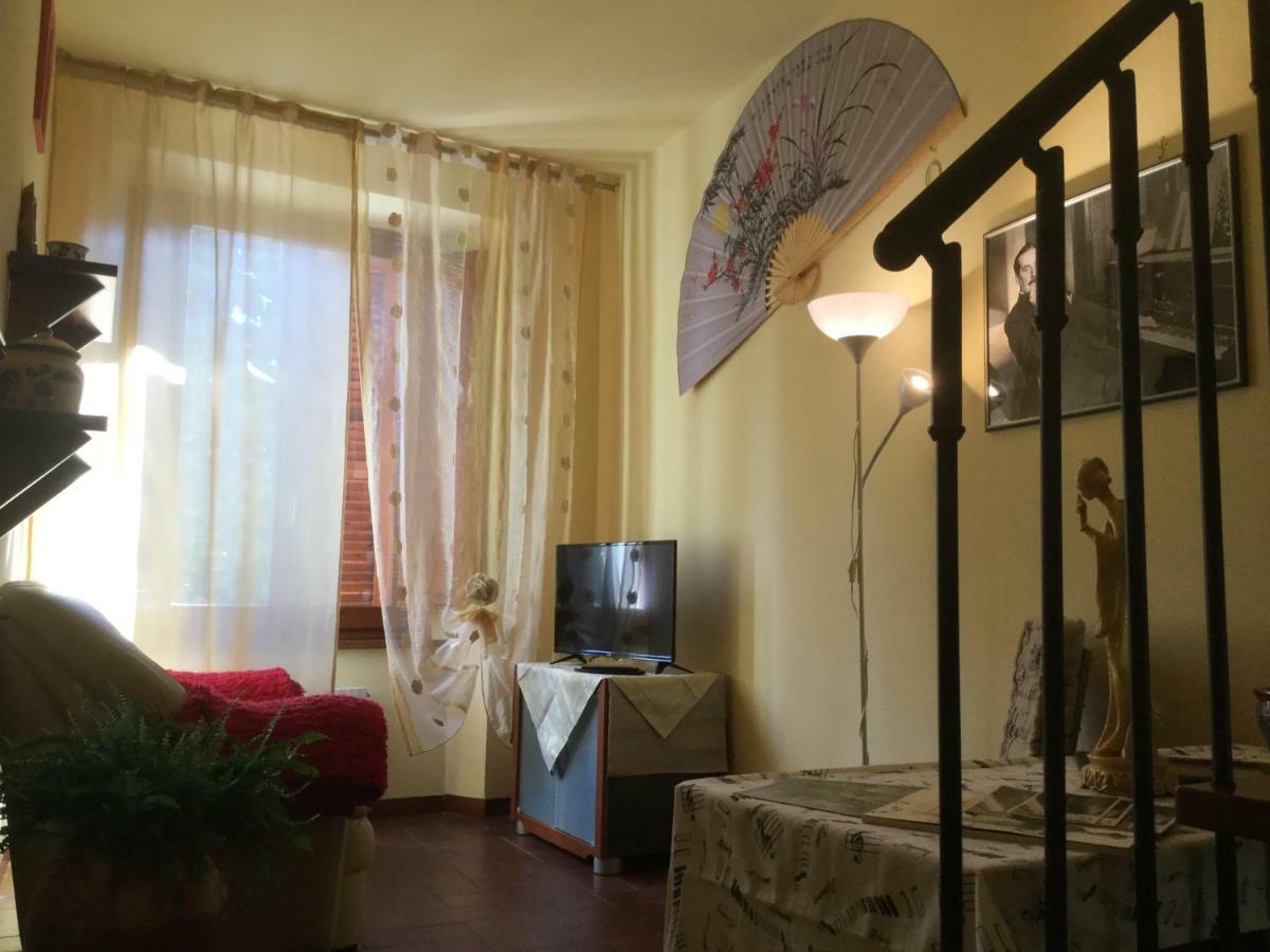 La Petite Maison Turandot Камайоре Екстериор снимка